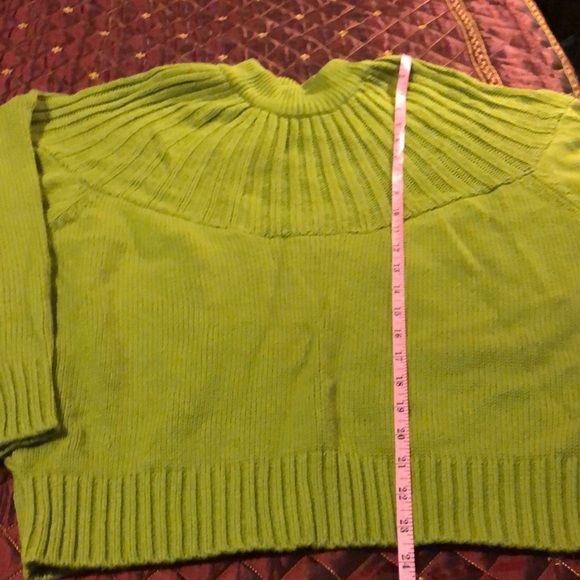 MOVING SALE NO HAGGLING STARWEAR MEDIUM PULLOVER LIME GREEN 100% ACRYLIC SWEATER - Picture 3 of 7